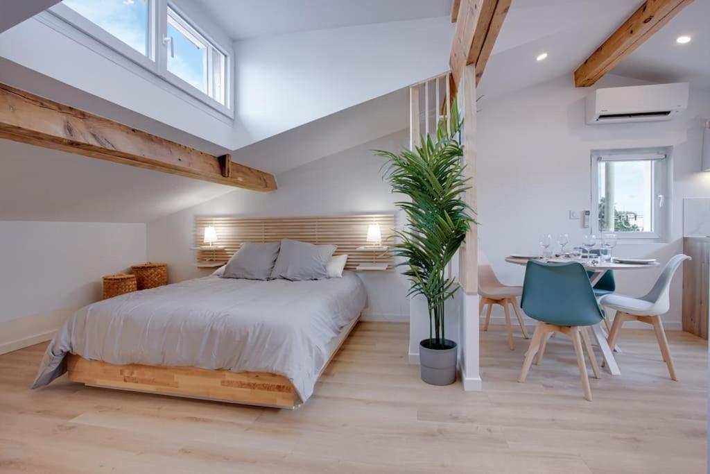 Apartamento Le Saint-Exupery Toulouse Exterior foto